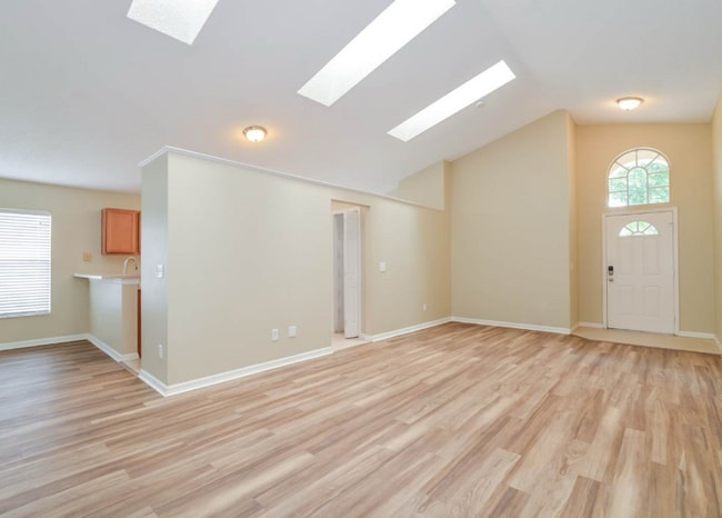 Building Photo - 6906 Cetera Way