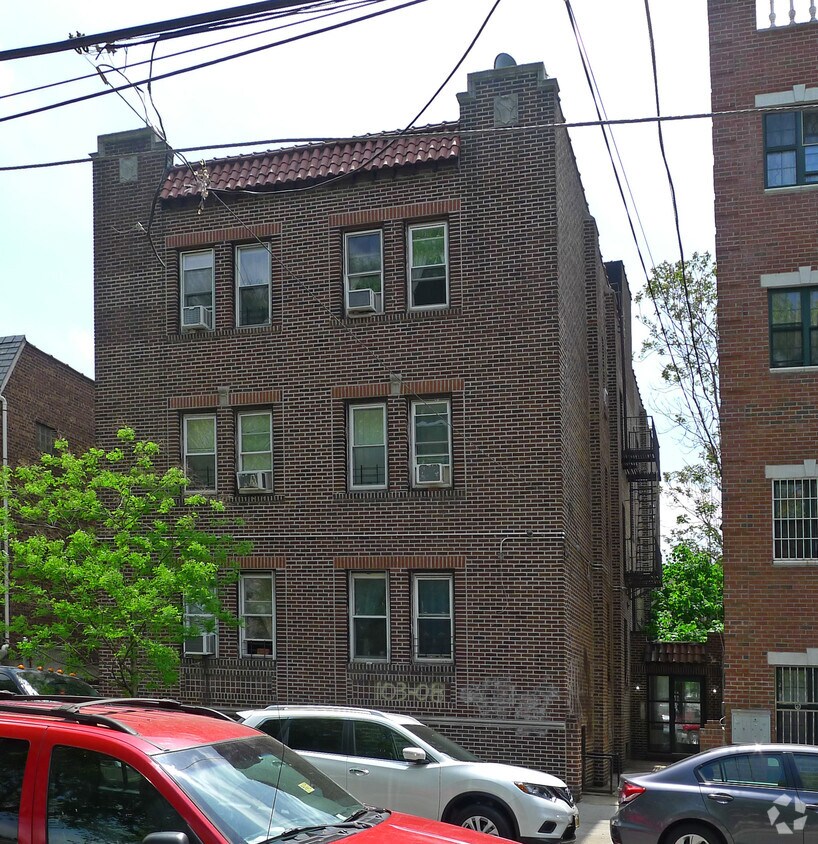 Foto principal - 10308 42nd Ave