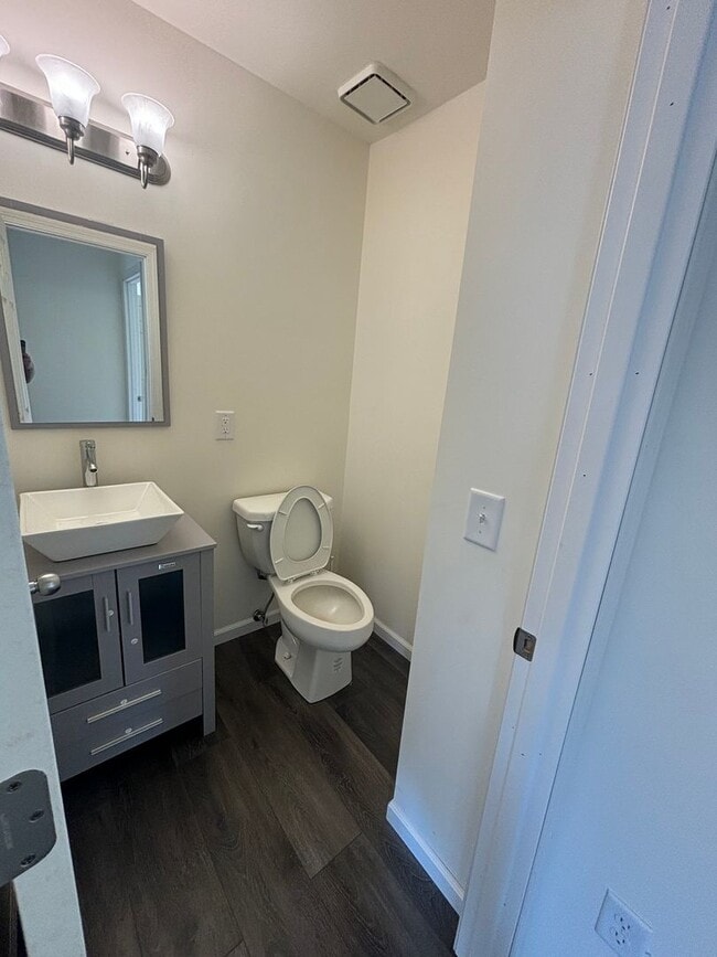 Building Photo - Remodeled Single Family Home