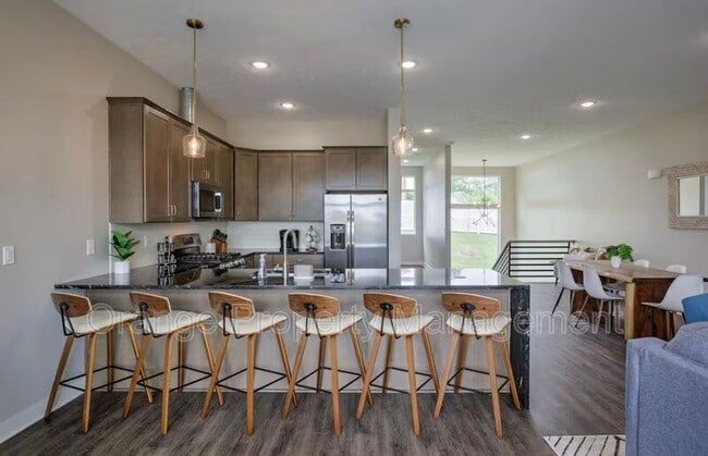 Foto del edificio - 630 N 46th St