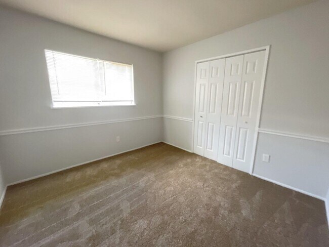 Building Photo - 3906 Postwood Dr