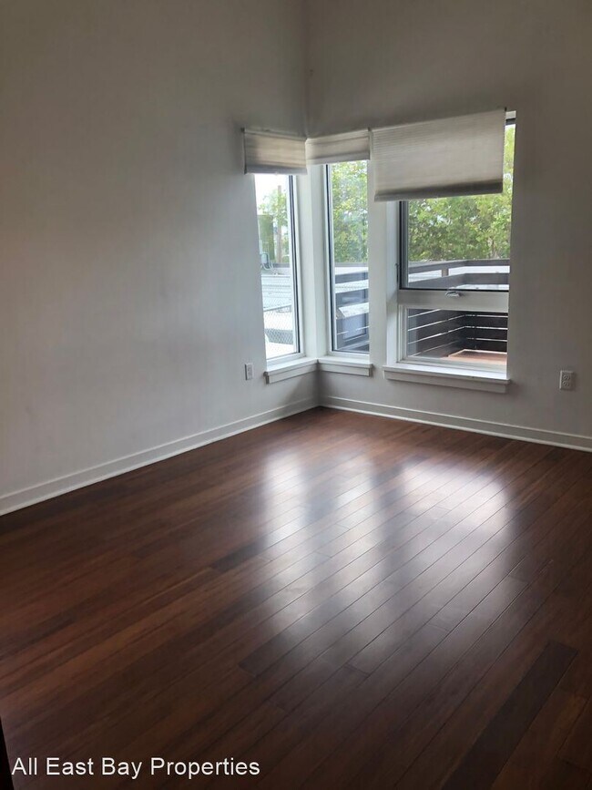 Building Photo - 2 br, 2 bath House - 4002 Adeline St.