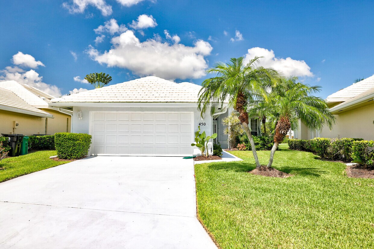 450 SW Fairway Landing, Port Saint Lucie, FL 34986 House Rental in