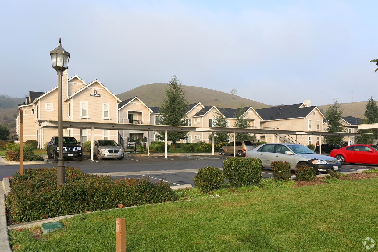 Bay Vista at Meadow Park Apartments in Novato, CA