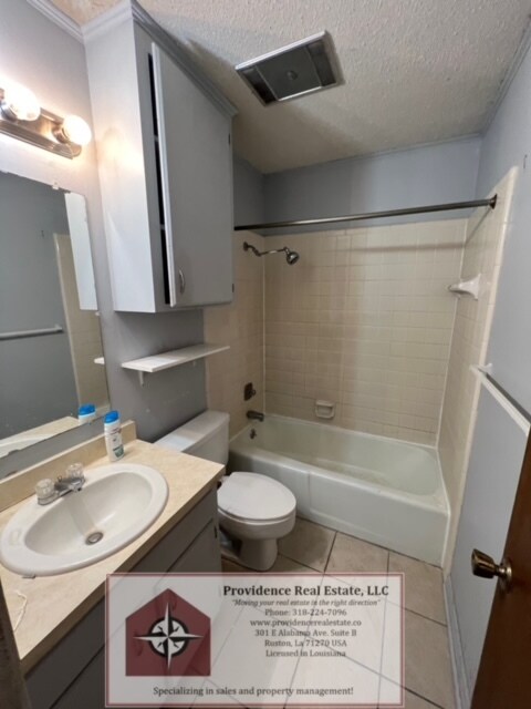 Foto del edificio - 944 Sybil Dr