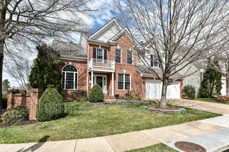 Primary Photo - 2128 Haney Ln