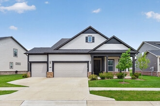Building Photo - 15773 Scher Dr