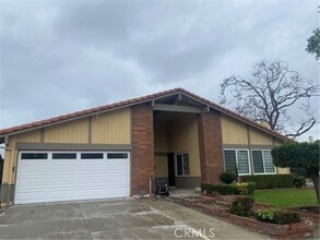 Building Photo - 16720 Amberwood Way