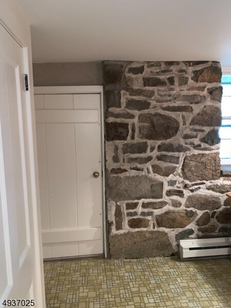 Building Photo - 3 Mountainside Rd