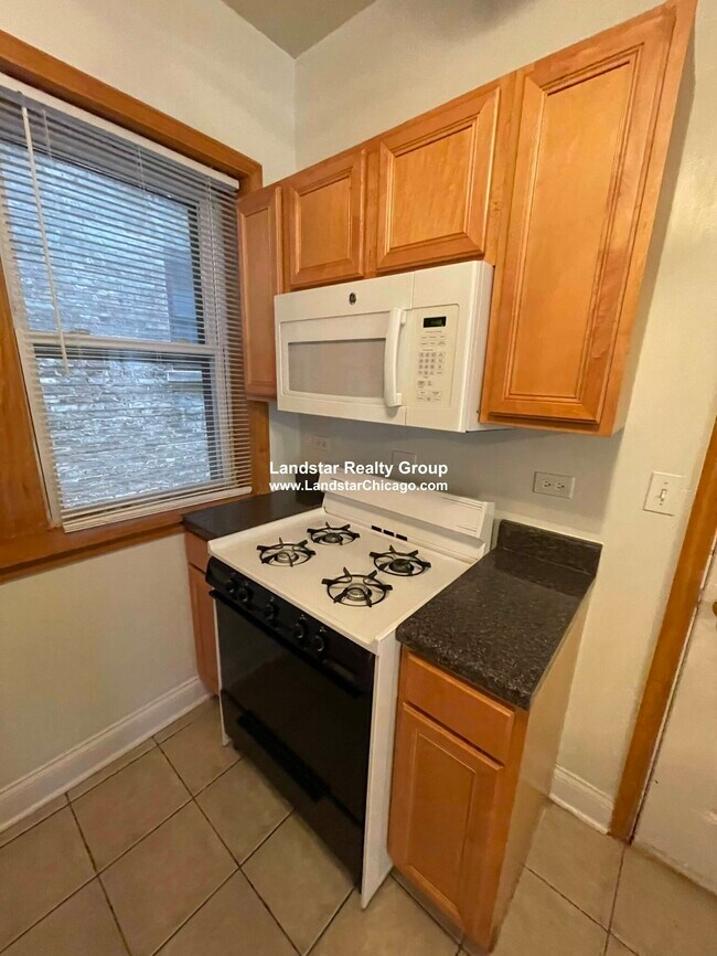 Foto del edificio - 2622 W Gunnison St