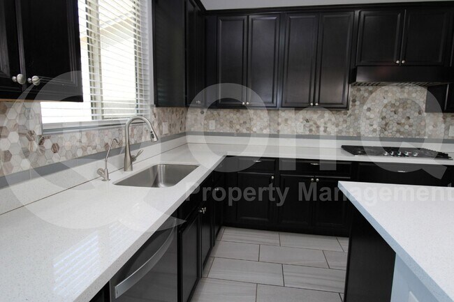 Foto del edificio - 2092 E Lantana Dr