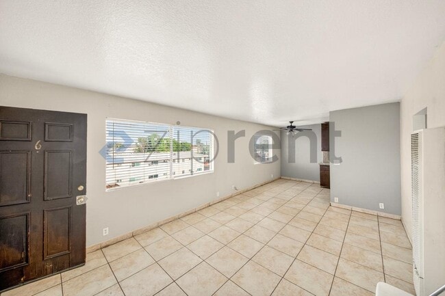 Foto del edificio - Unit 6