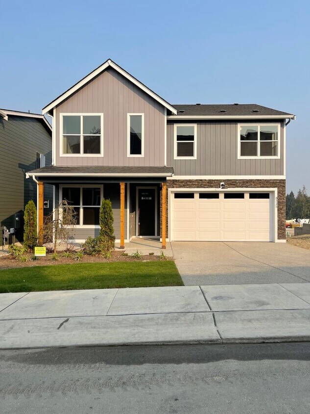 Primary Photo - Beautiful New 5BD/4BTH Bella Cresta Home f...