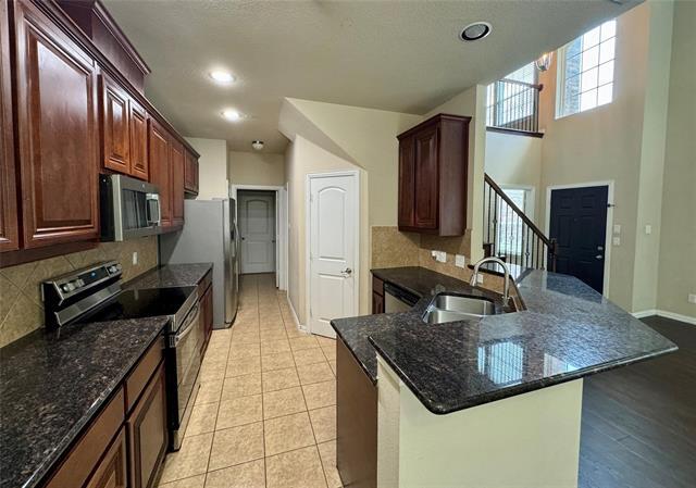 Foto del edificio - 245 Barrington Ln