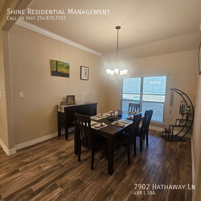 Foto del edificio - 7902 Hathaway Ln