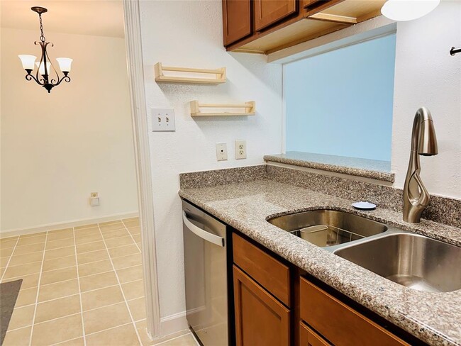 Building Photo - 4631 Wild Indigo St