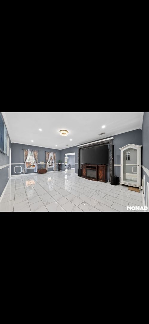 Foto del edificio - 654 Timber Creek Rd