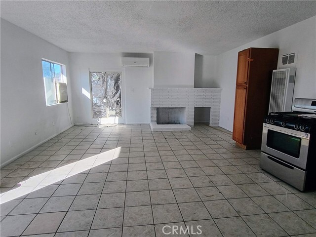 Building Photo - 12873 Cactus Dr