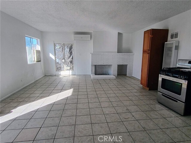 Foto del edificio - 12873 Cactus Dr