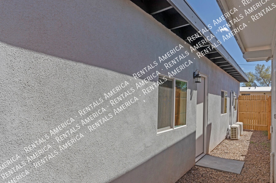 Brand New Home! ALL UTILITIES INCLUDED! - Brand New Home!  ALL UTILITIES INCLUDED!