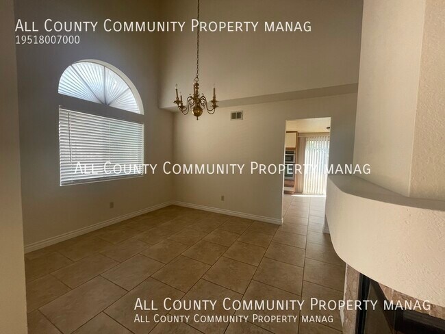 Building Photo - 2 Story Single Family Home in Vista