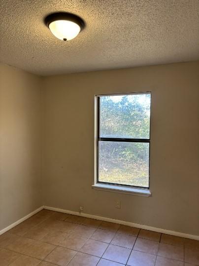 Building Photo - 637 N Betty Jo Dr