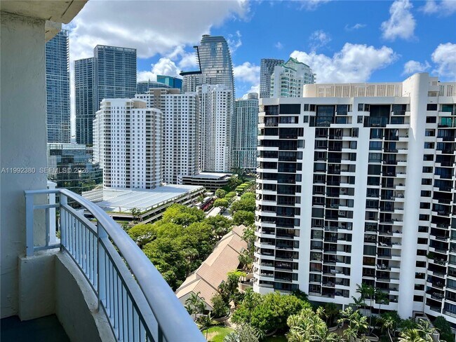 Foto del edificio - 770 Claughton Island Dr