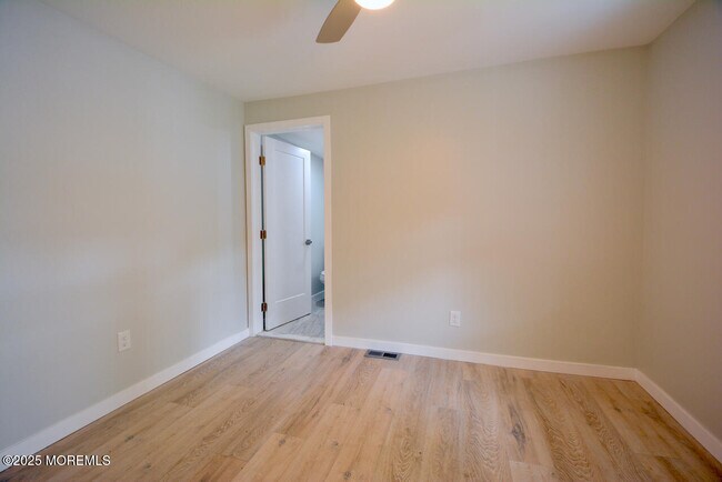Foto del edificio - 1309 Langford St