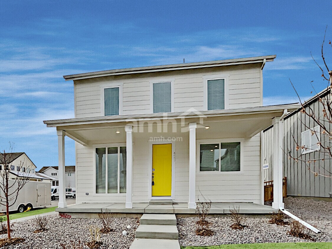 Primary Photo - 4443 Crestone Peak St