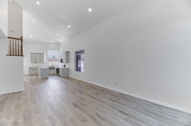 Building Photo - 9019 W Acoma Dr