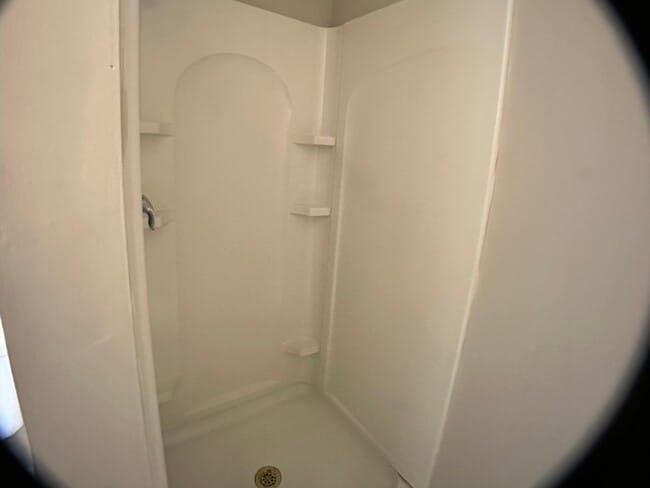 Building Photo - 1806 Alpine Dr