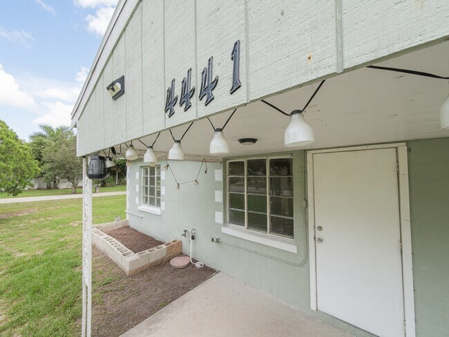 Building Photo - 4441 Virginia St