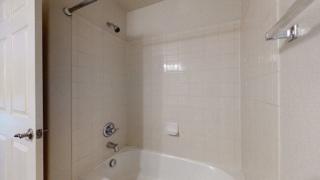 Foto del edificio - Wheelhouse Apartments