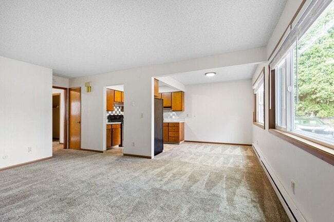 Building Photo - 2009 NE 21st Ave