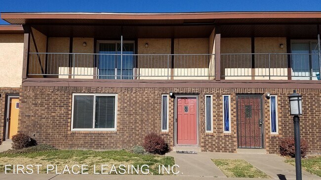 Building Photo - 2 br, 1.5 bath House - 3500 C Adenmor Ct.