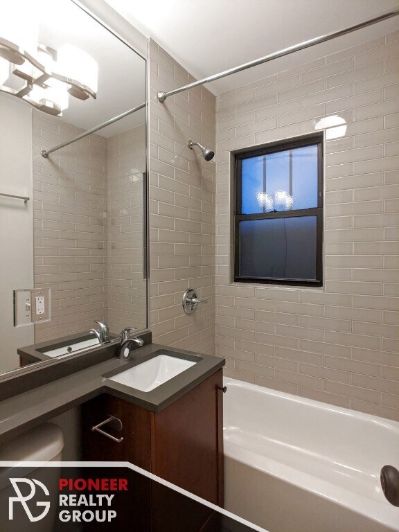 Foto del edificio - 1 bed in East Lakeview