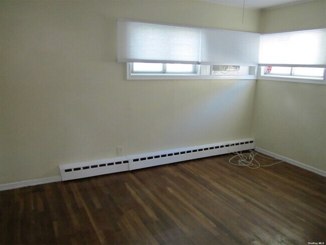 Building Photo - 1348 Peach Ln