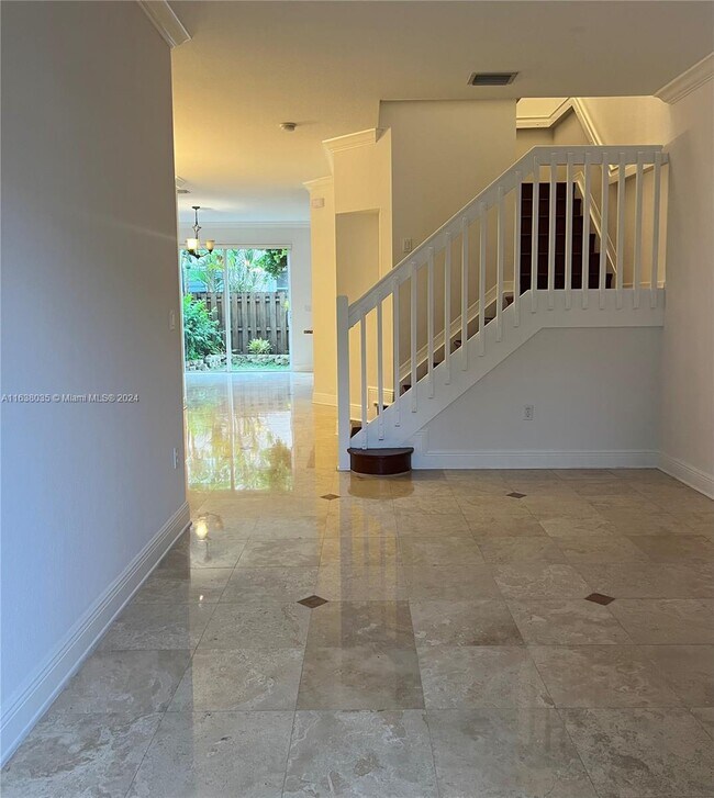 Foto del edificio - 12484 SW 123rd St