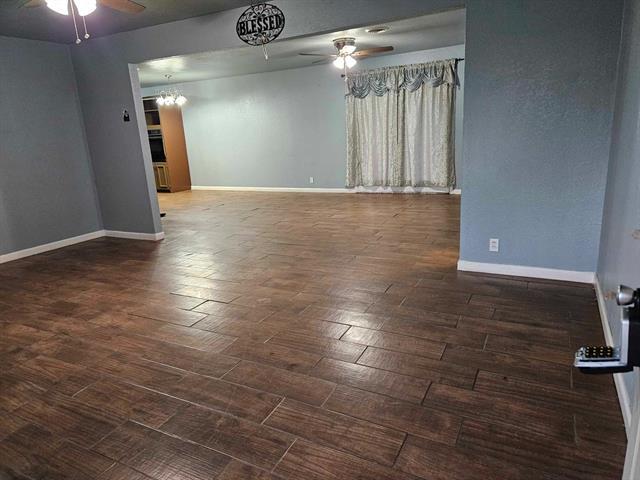 Foto del edificio - 808 McCurry Ave