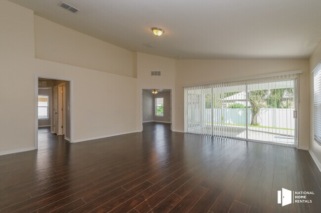 Foto del edificio - 24549 Victoria Wood Ct