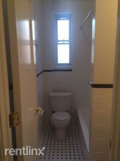 Foto principal - 3240 Netherland Ave