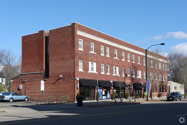 Foto del edificio - 788-798 N Main St
