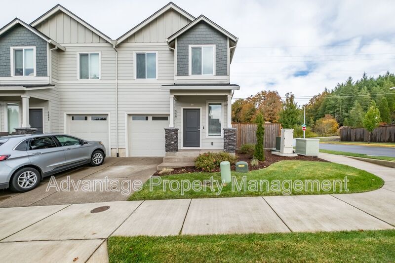 Primary Photo - 5587 NW Torchcrest Pl