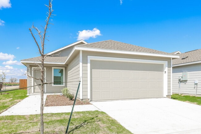 Building Photo - 1215 Maple St