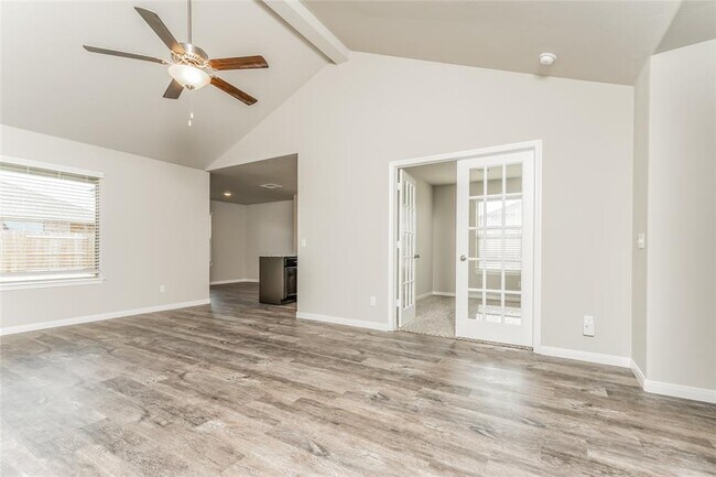 Foto del edificio - 824 NW 6th St