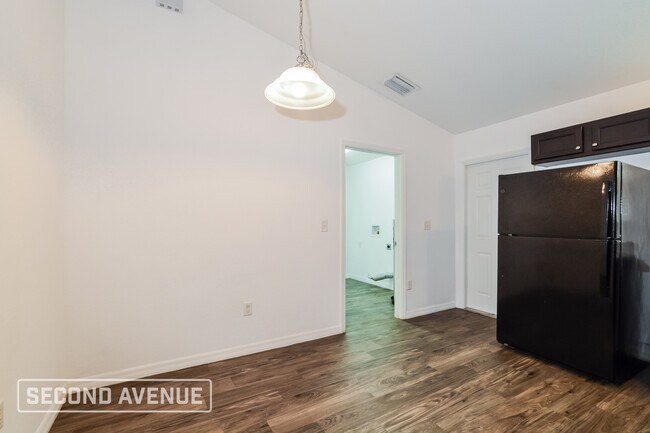 Foto del edificio - 5279 NW 53 St