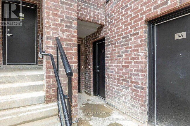 Photo du bâtiment - 861 Sheppard Ave W