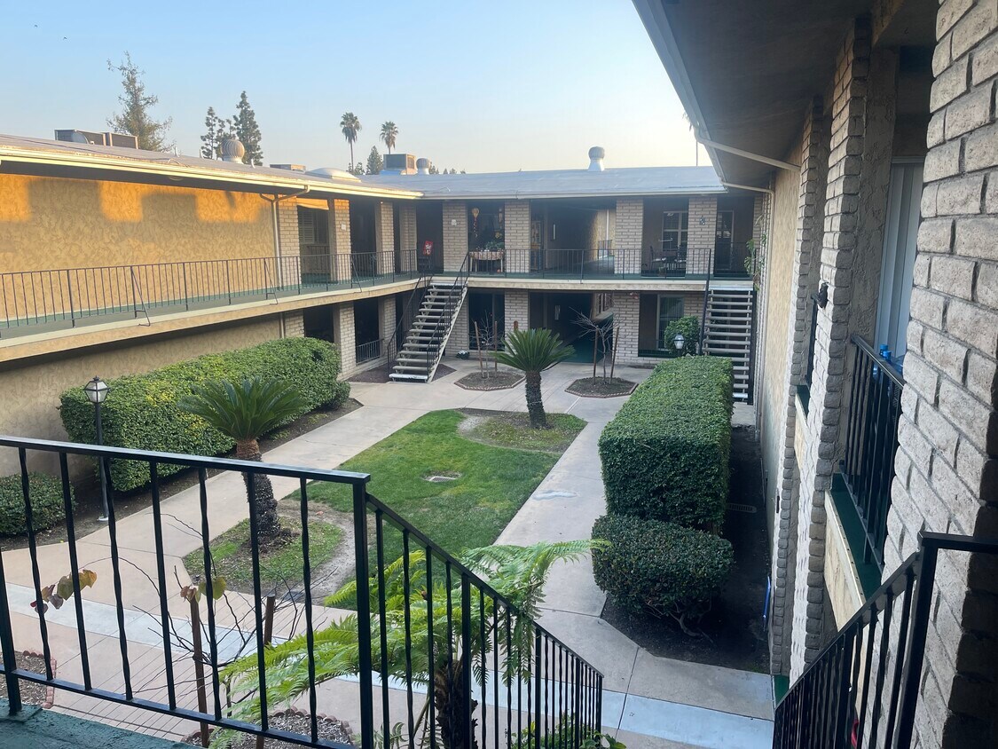 630 W Huntington Dr Unit 216, Arcadia, CA 91007 Condo for Rent in