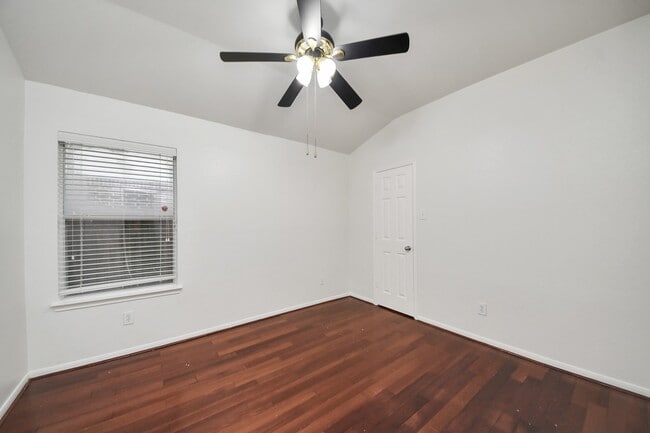 Building Photo - 2412 Appian Way