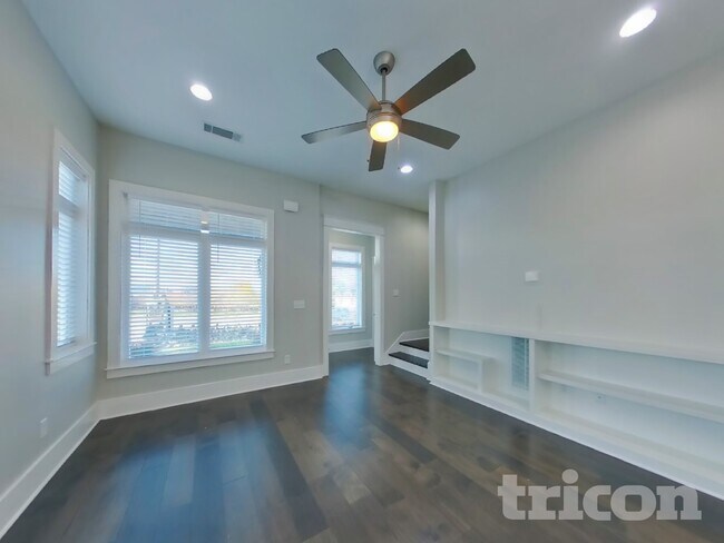 Foto del edificio - 6813 Charlotte Pike